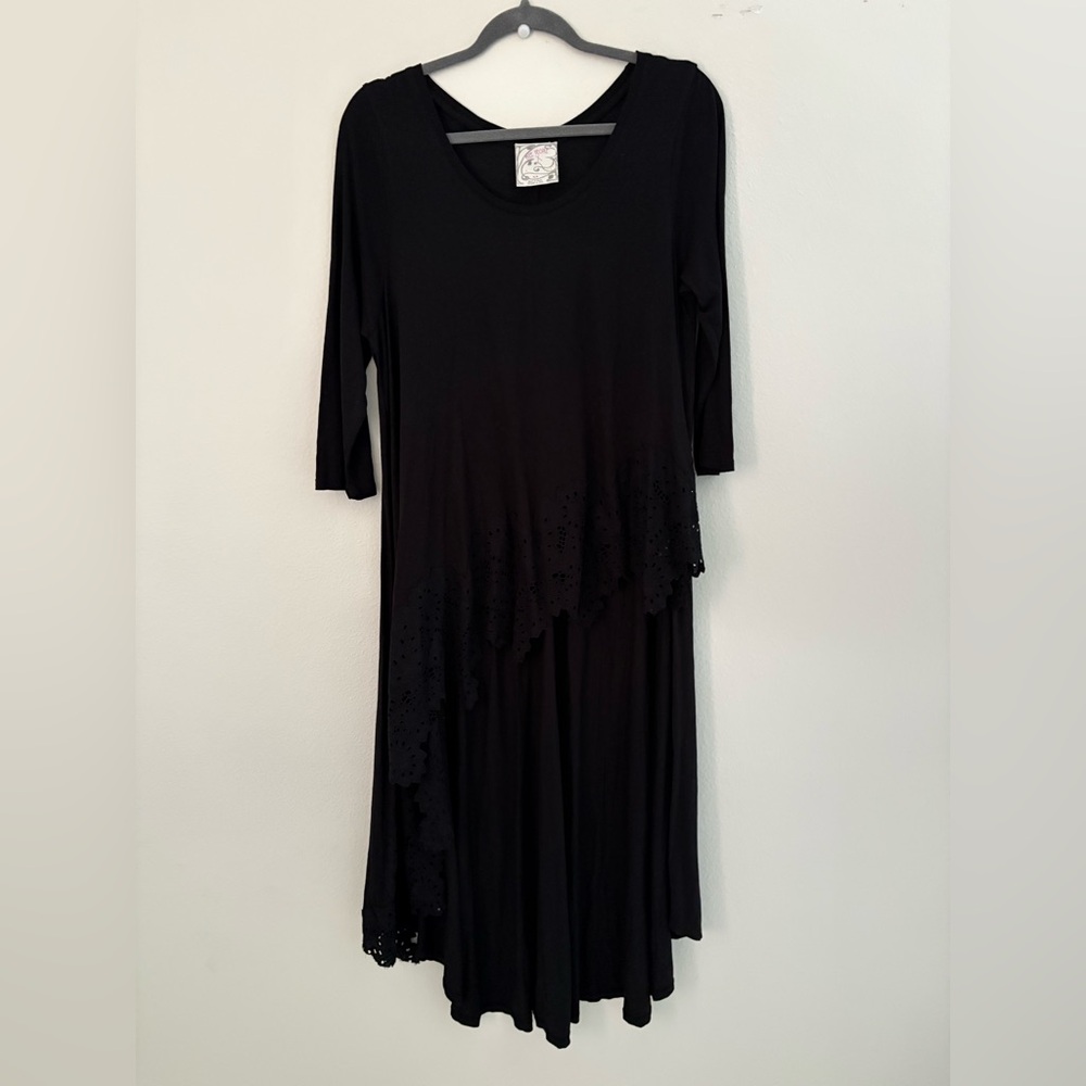 Free People Black High Low Top With Cut Out Detail Size M - Picture 2 of 10